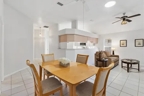 5610 King James Avenue Leesburg FL 34748