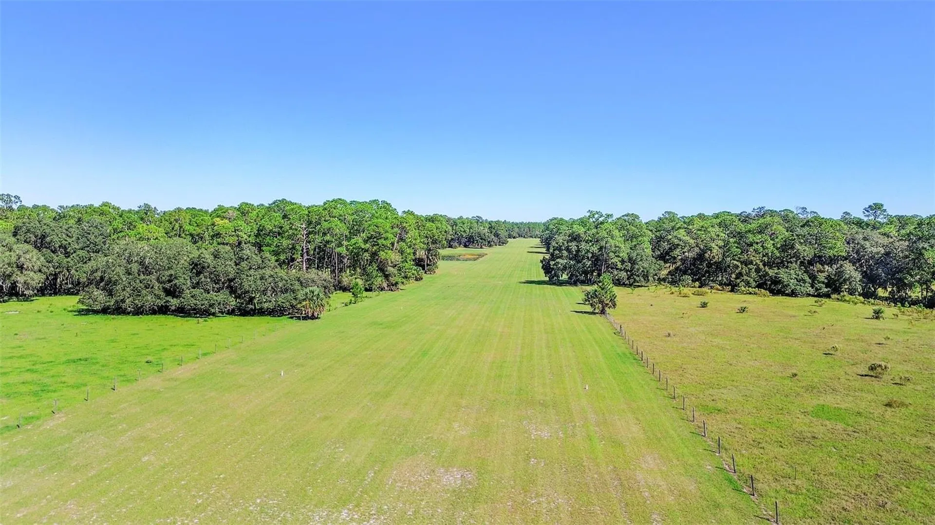 Deep Woods Road Paisley FL 32767