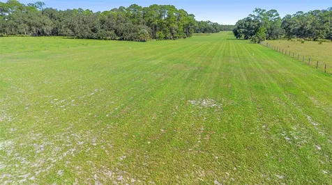 Deep Woods Road Paisley FL 32767