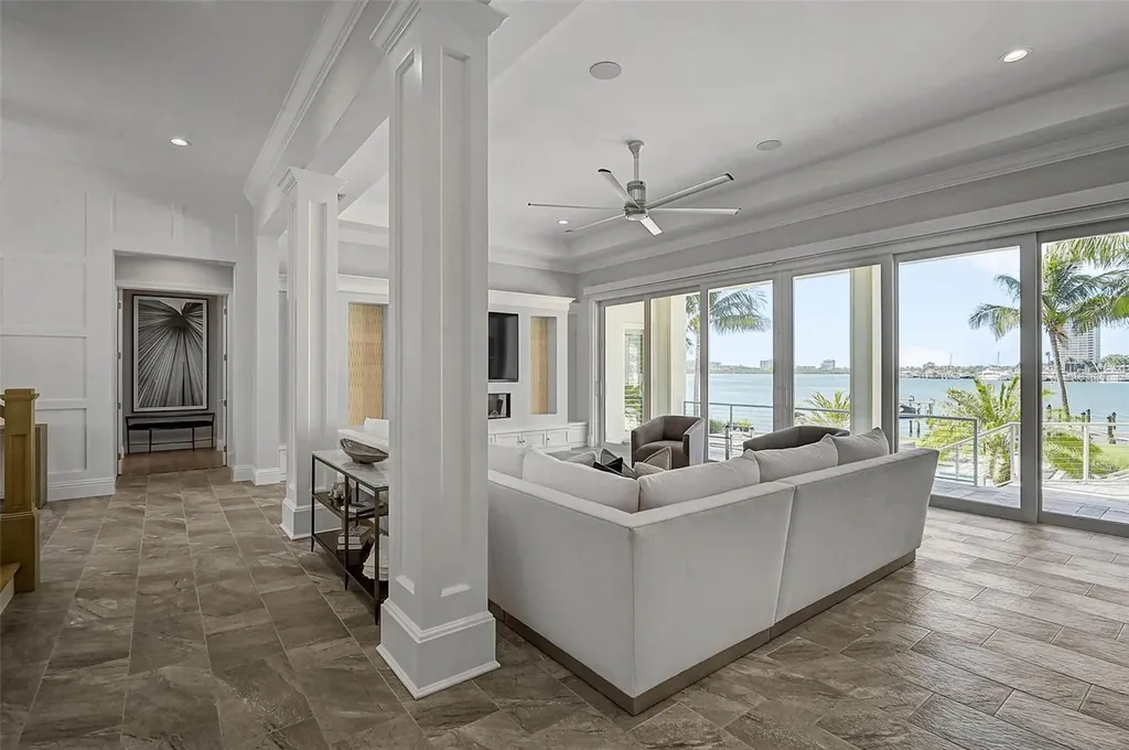 101 Seagull Lane Sarasota FL 34236