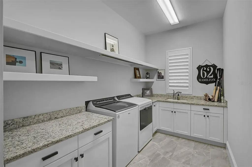 101 Seagull Lane Sarasota FL 34236