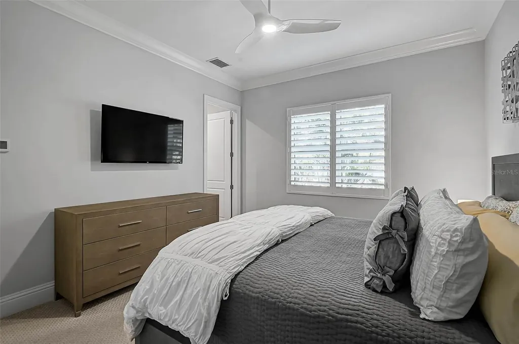101 Seagull Lane Sarasota FL 34236
