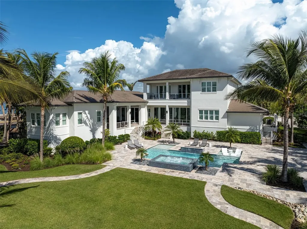 101 Seagull Lane Sarasota FL 34236