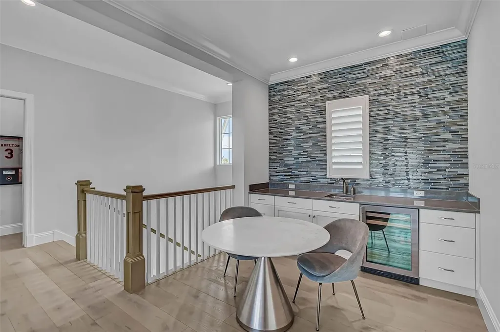 101 Seagull Lane Sarasota FL 34236