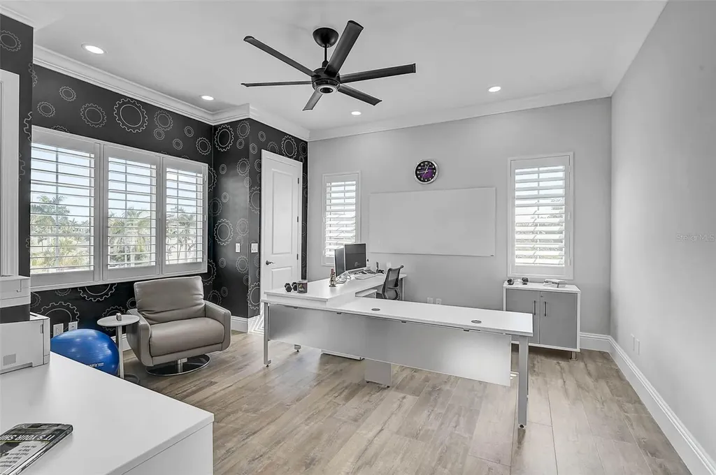 101 Seagull Lane Sarasota FL 34236