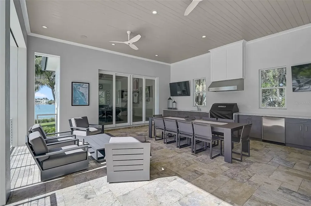 101 Seagull Lane Sarasota FL 34236