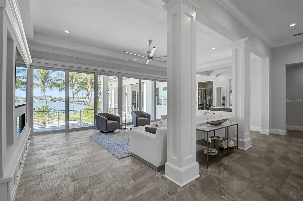 101 Seagull Lane Sarasota FL 34236