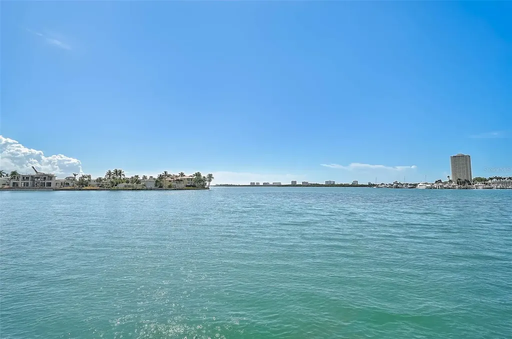 101 Seagull Lane Sarasota FL 34236