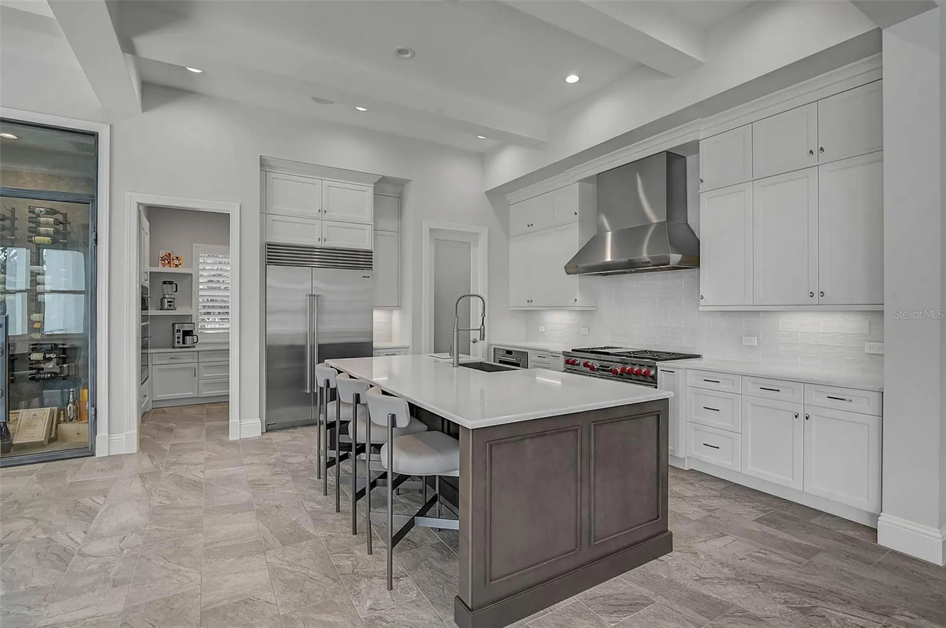 101 Seagull Lane Sarasota FL 34236