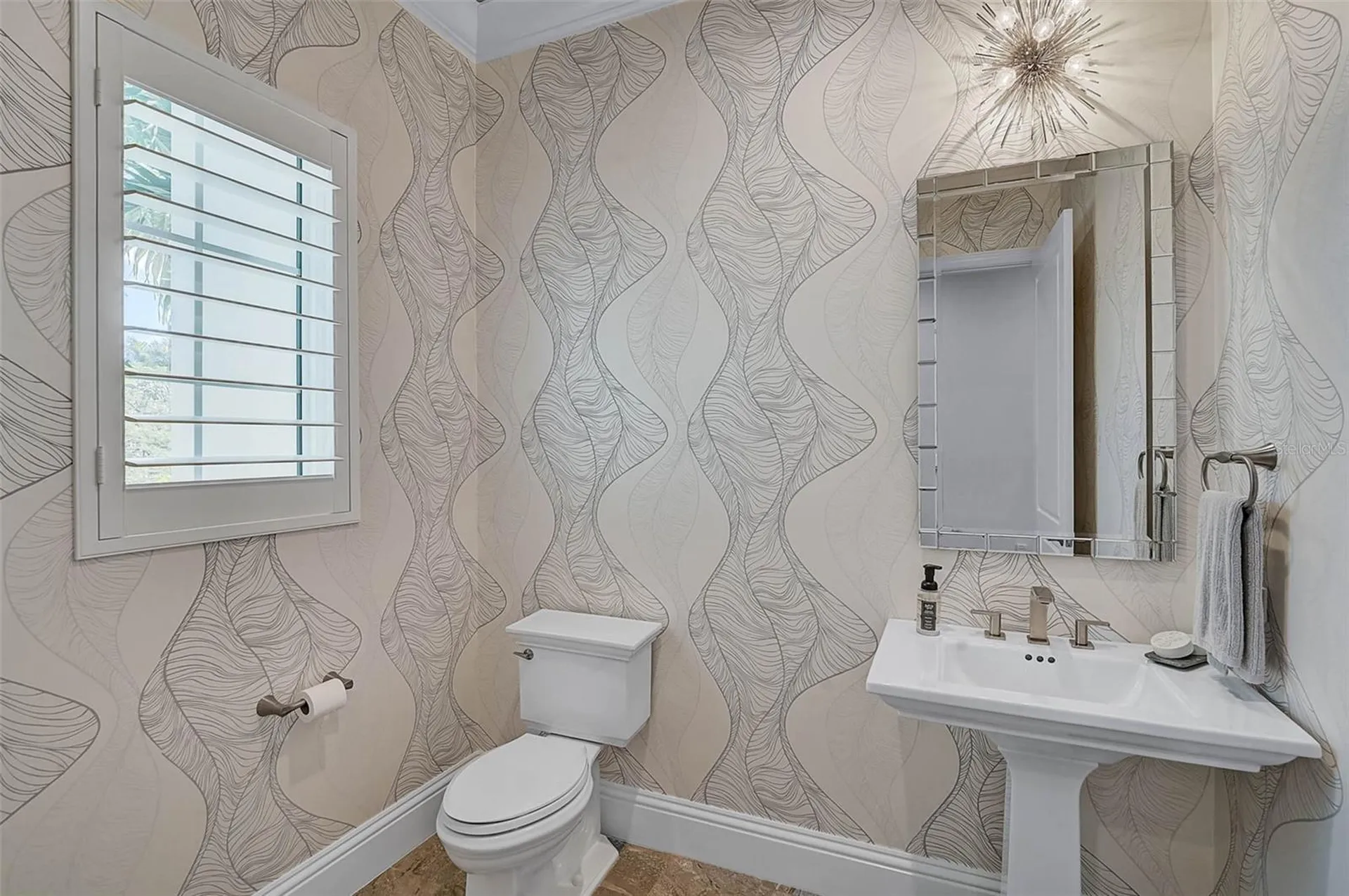 101 Seagull Lane Sarasota FL 34236