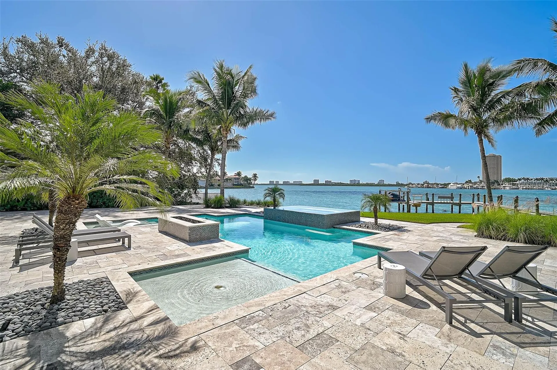 101 Seagull Lane Sarasota FL 34236