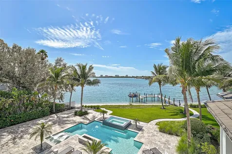 101 Seagull Lane Sarasota FL 34236