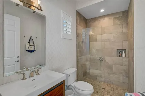 101 Seagull Lane Sarasota FL 34236