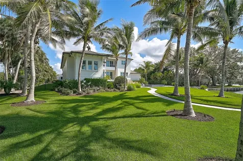 101 Seagull Lane Sarasota FL 34236