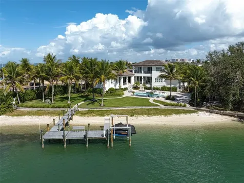 101 Seagull Lane Sarasota FL 34236