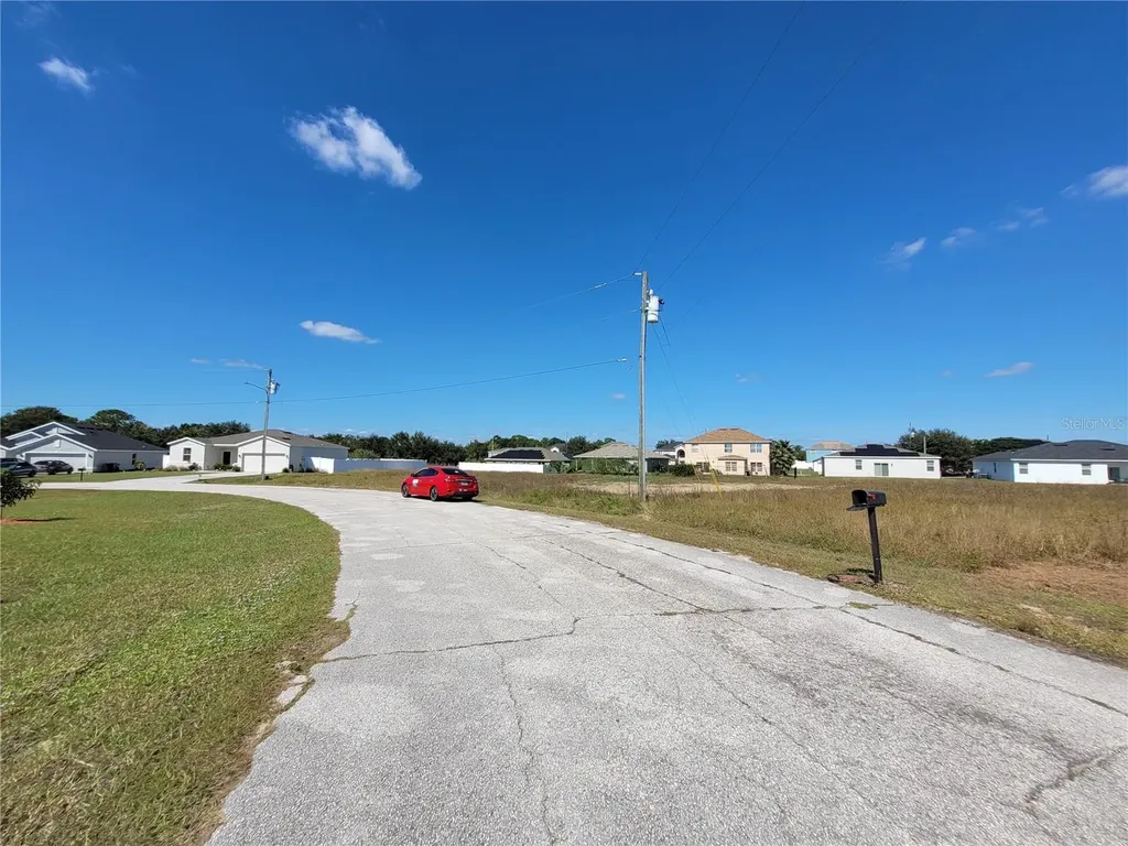 2233 Pecos Court Kissimmee FL 34759