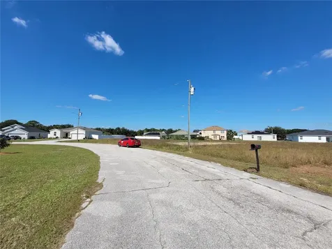 2233 Pecos Court Kissimmee FL 34759