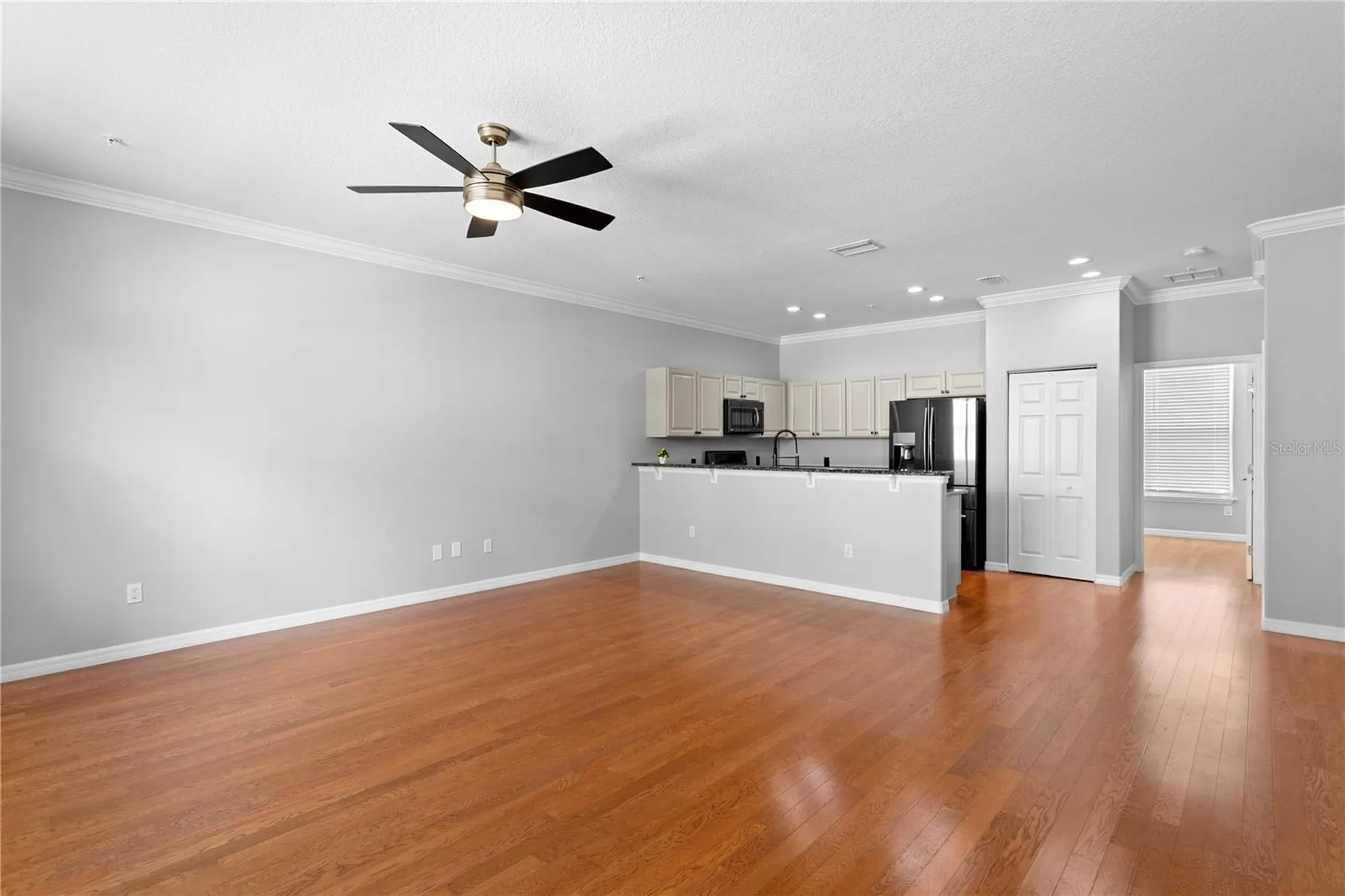 220 7th Avenue N St Petersburg FL 33701