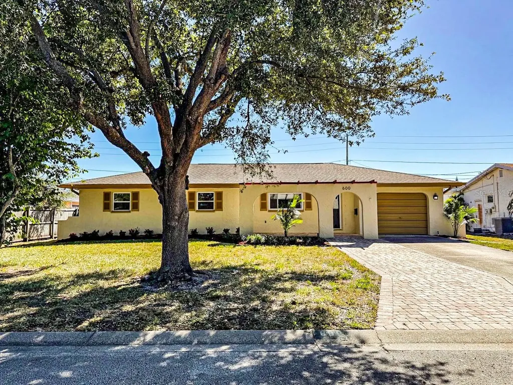 600 91st Avenue N St Petersburg FL 33702