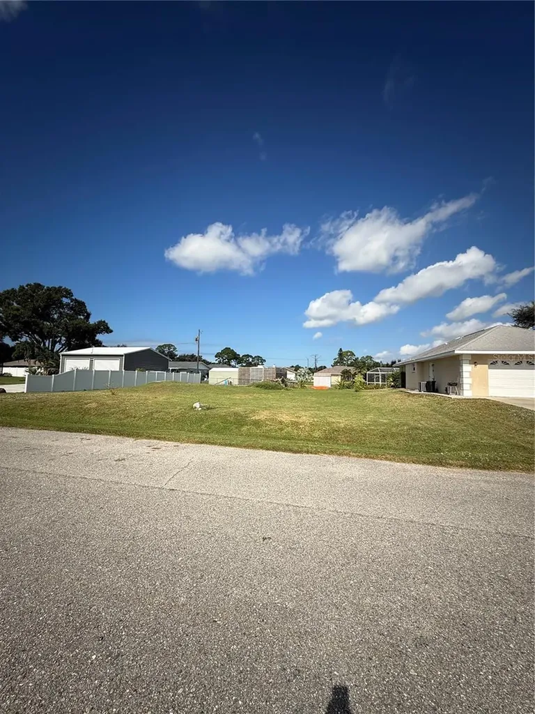 Unicorn Road Venice FL 34293