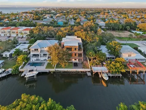 4828 W Flamingo Road Tampa FL 33611