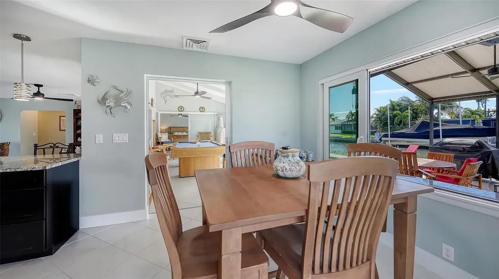 5569 Contento Drive Sarasota FL 34242