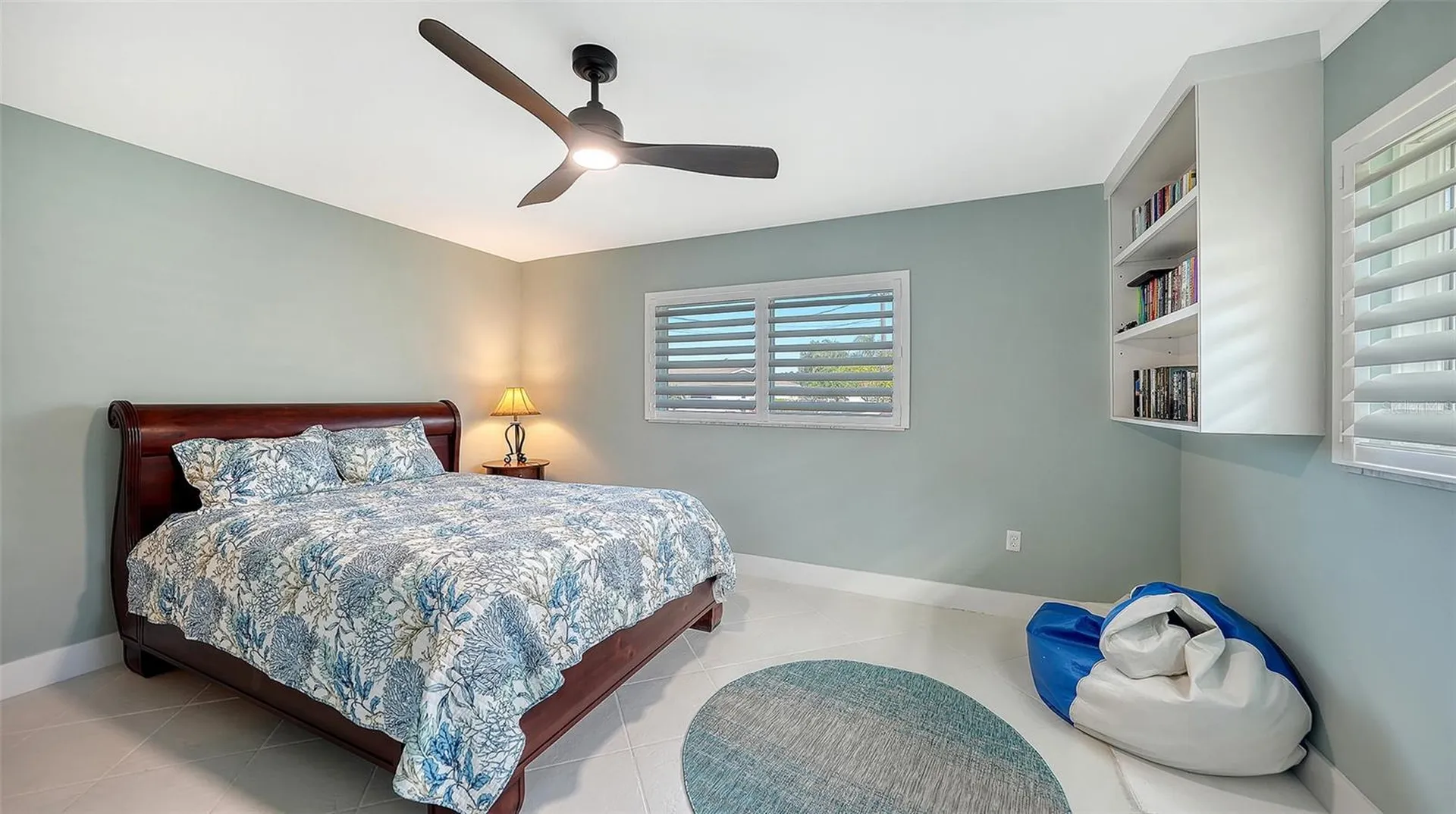 5569 Contento Drive Sarasota FL 34242