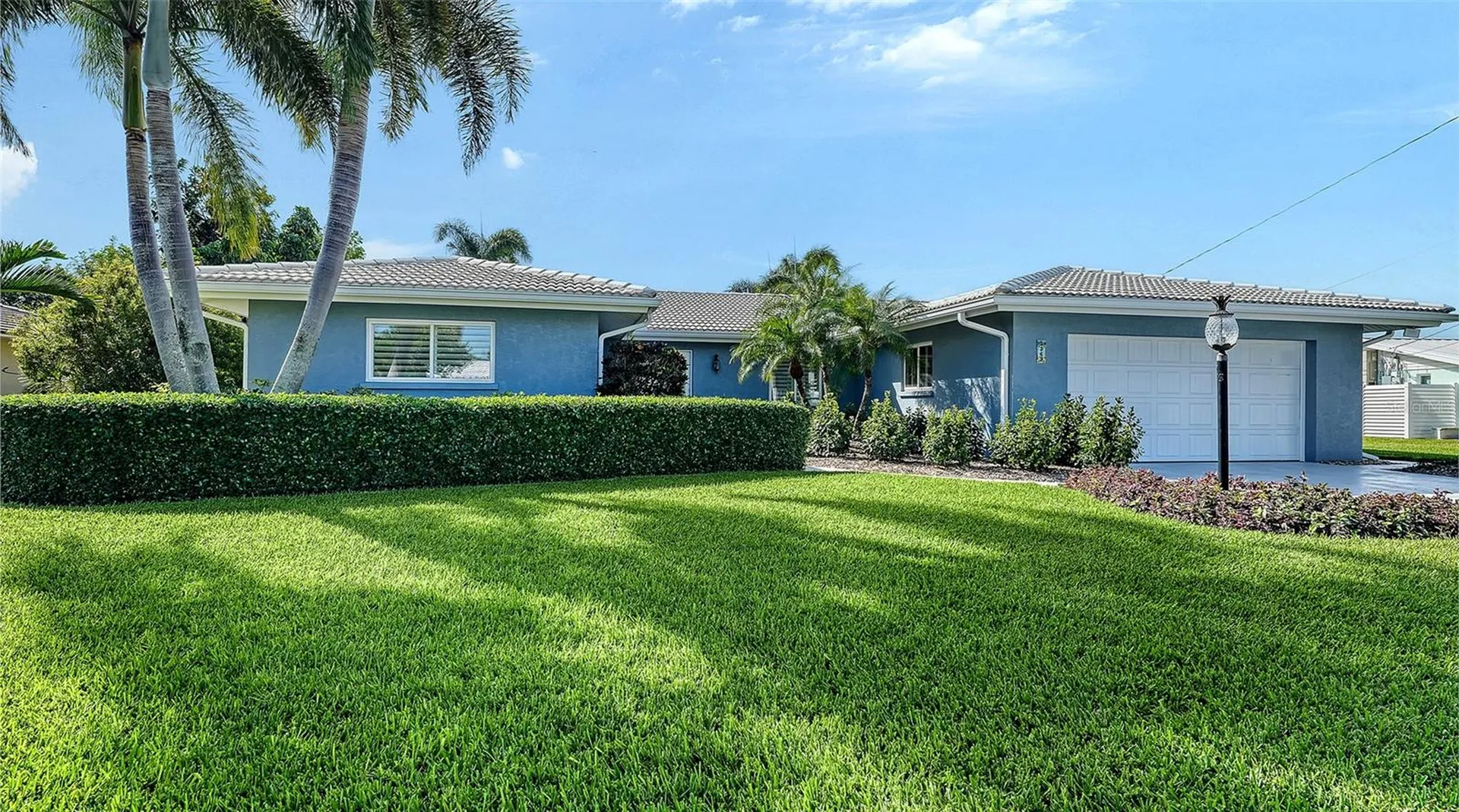 5569 Contento Drive Sarasota FL 34242
