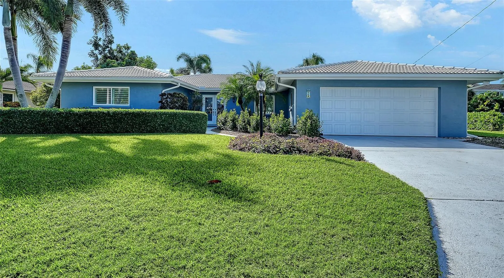 5569 Contento Drive Sarasota FL 34242