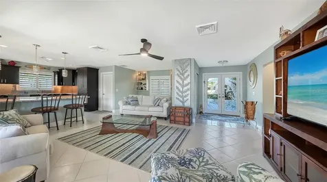 5569 Contento Drive Sarasota FL 34242