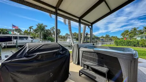 5569 Contento Drive Sarasota FL 34242