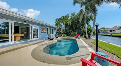 5569 Contento Drive Sarasota FL 34242