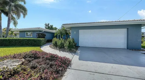 5569 Contento Drive Sarasota FL 34242