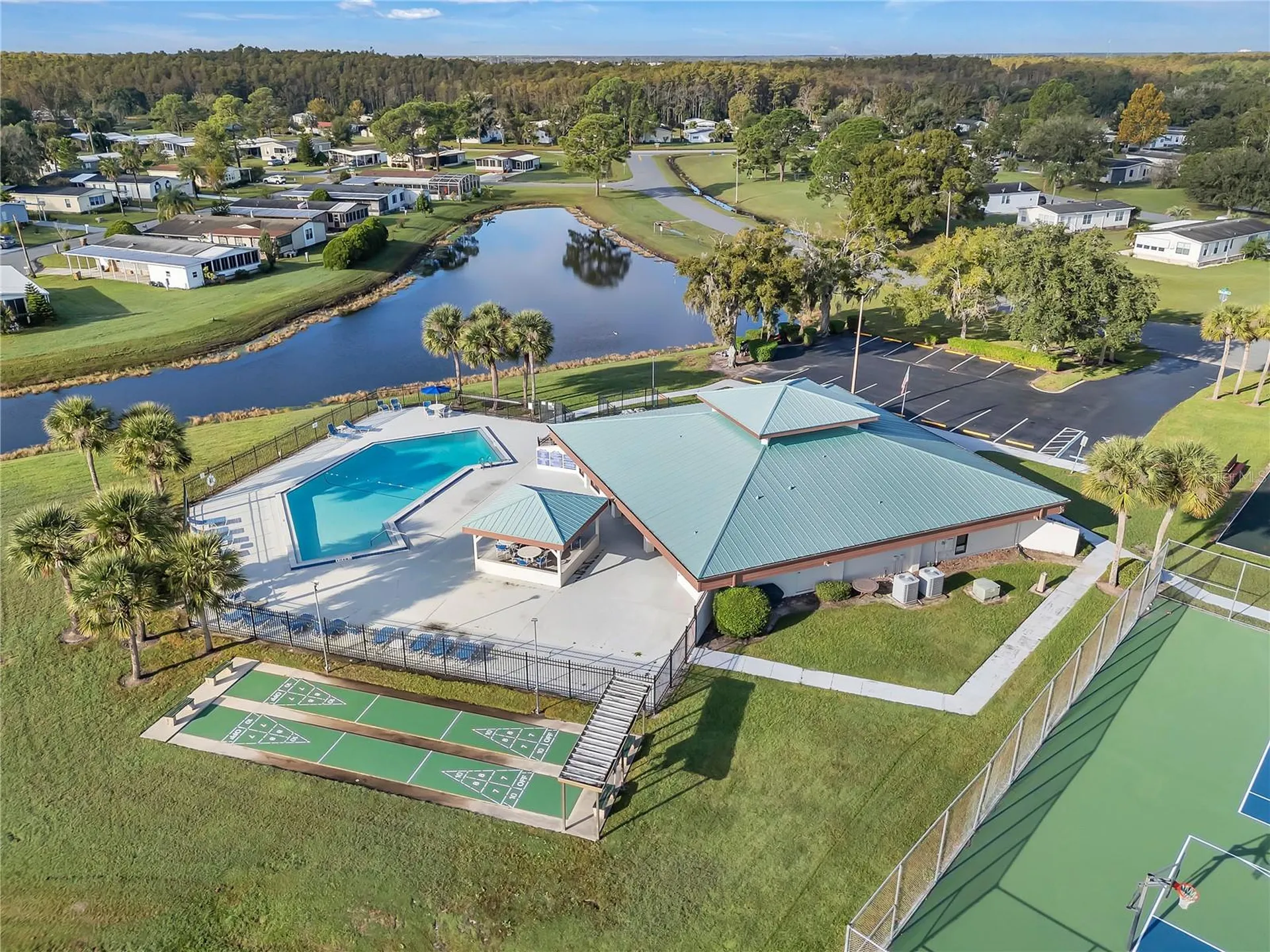 202 Dana Court Kissimmee FL 34758