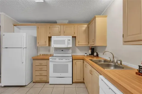 202 Dana Court Kissimmee FL 34758