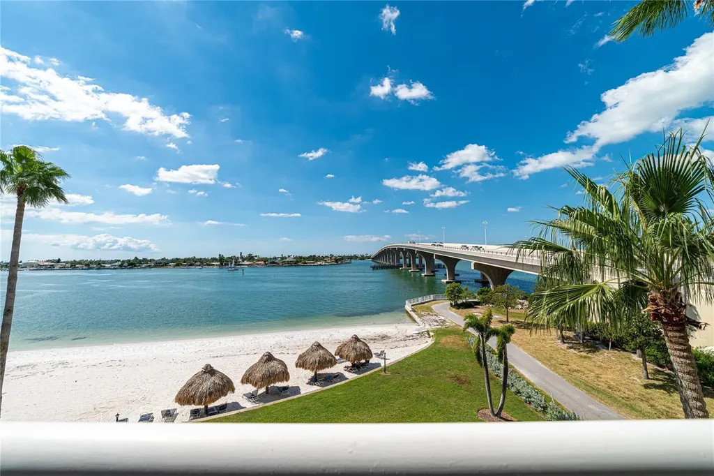 5701 Bahia Del Mar Circle St Petersburg FL 33715