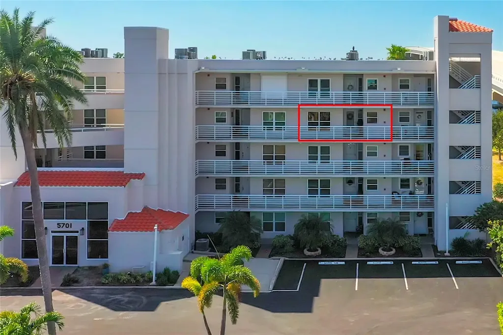 5701 Bahia Del Mar Circle St Petersburg FL 33715