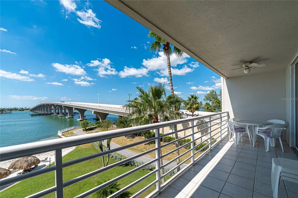 5701 Bahia Del Mar Circle St Petersburg FL 33715