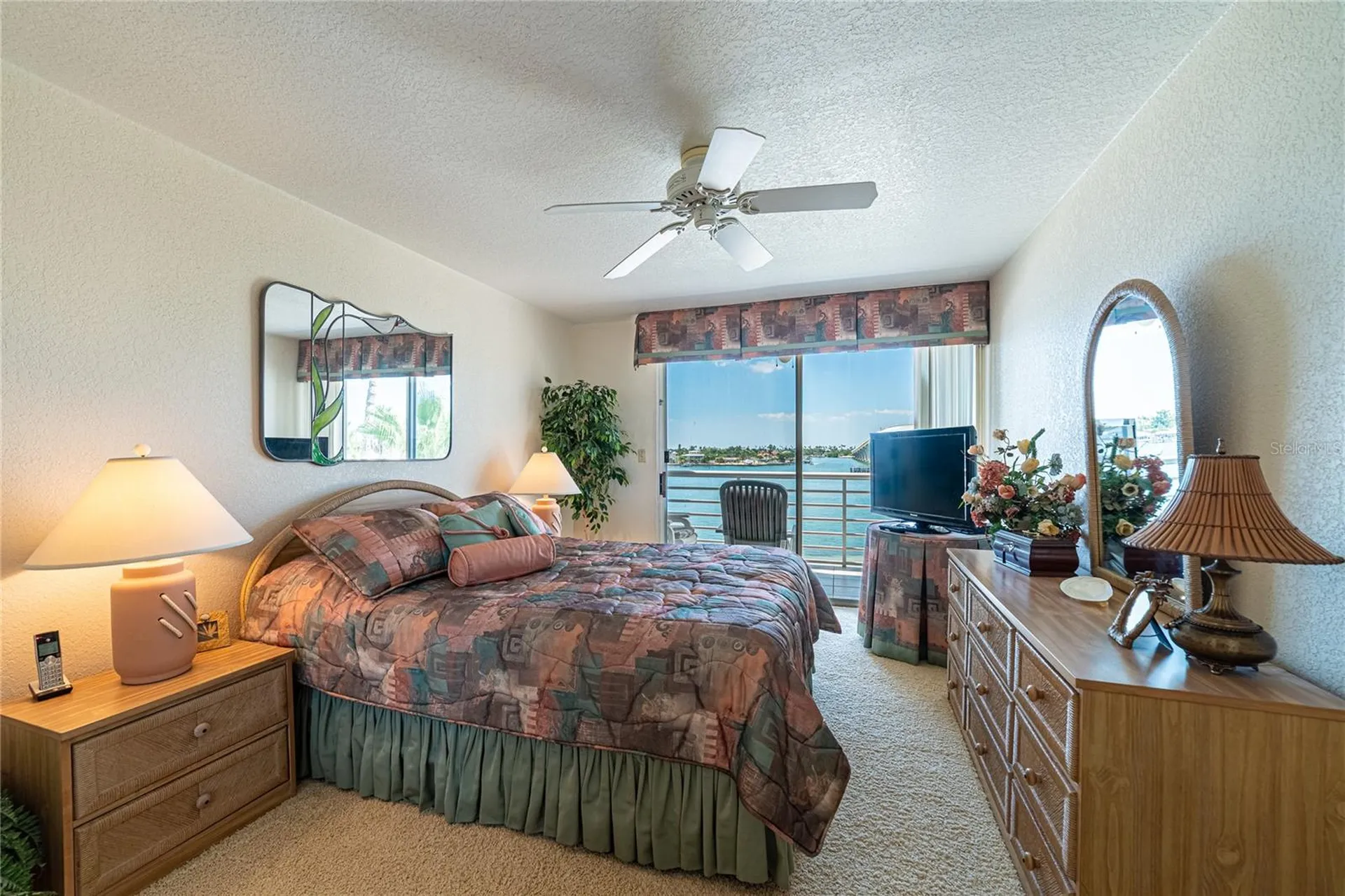 5701 Bahia Del Mar Circle St Petersburg FL 33715