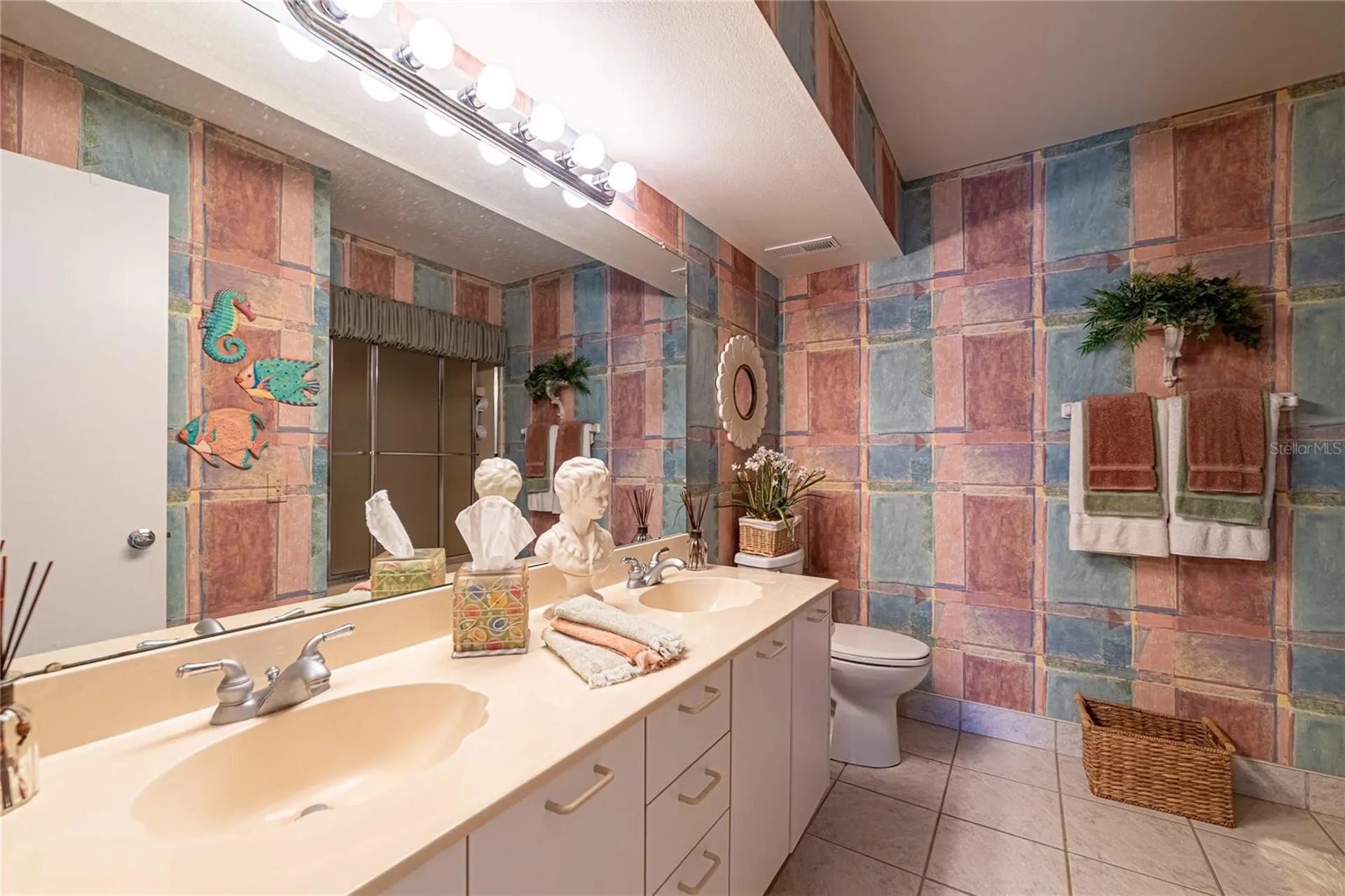 5701 Bahia Del Mar Circle St Petersburg FL 33715