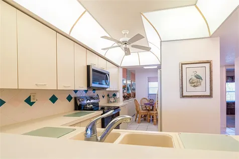5701 Bahia Del Mar Circle St Petersburg FL 33715
