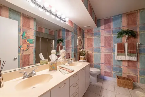 5701 Bahia Del Mar Circle St Petersburg FL 33715