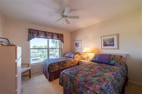 5701 Bahia Del Mar Circle St Petersburg FL 33715