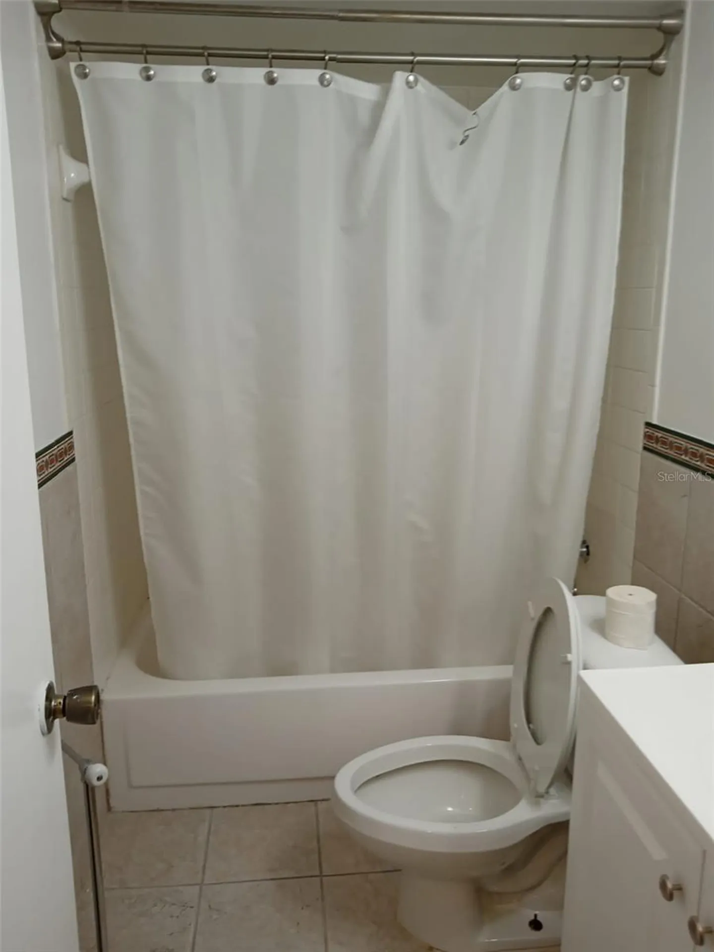 3242 Semoran Boulevard Orlando FL 32822