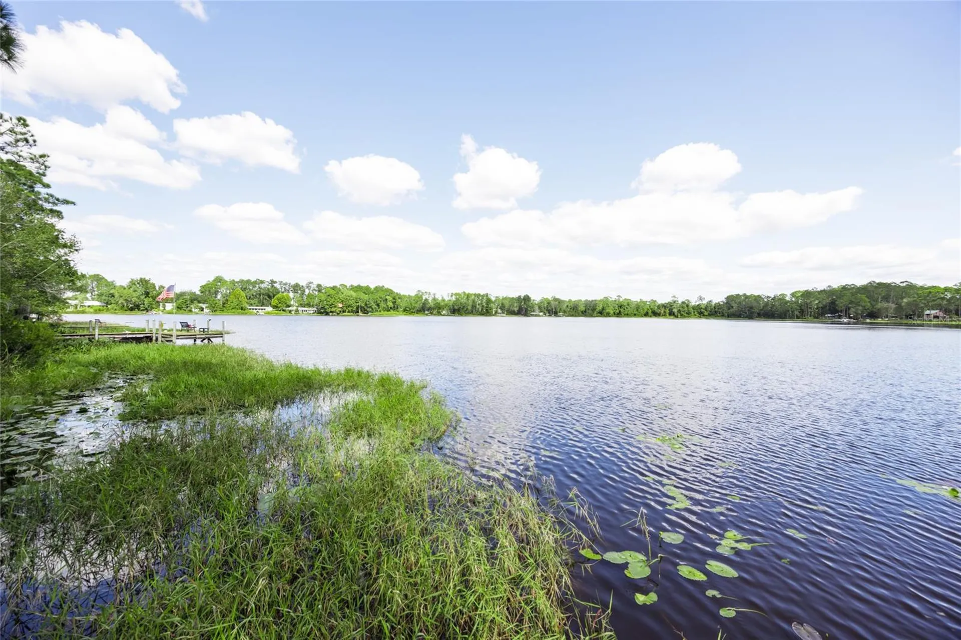 239 Riley Lake Drive Hawthorne FL 32640