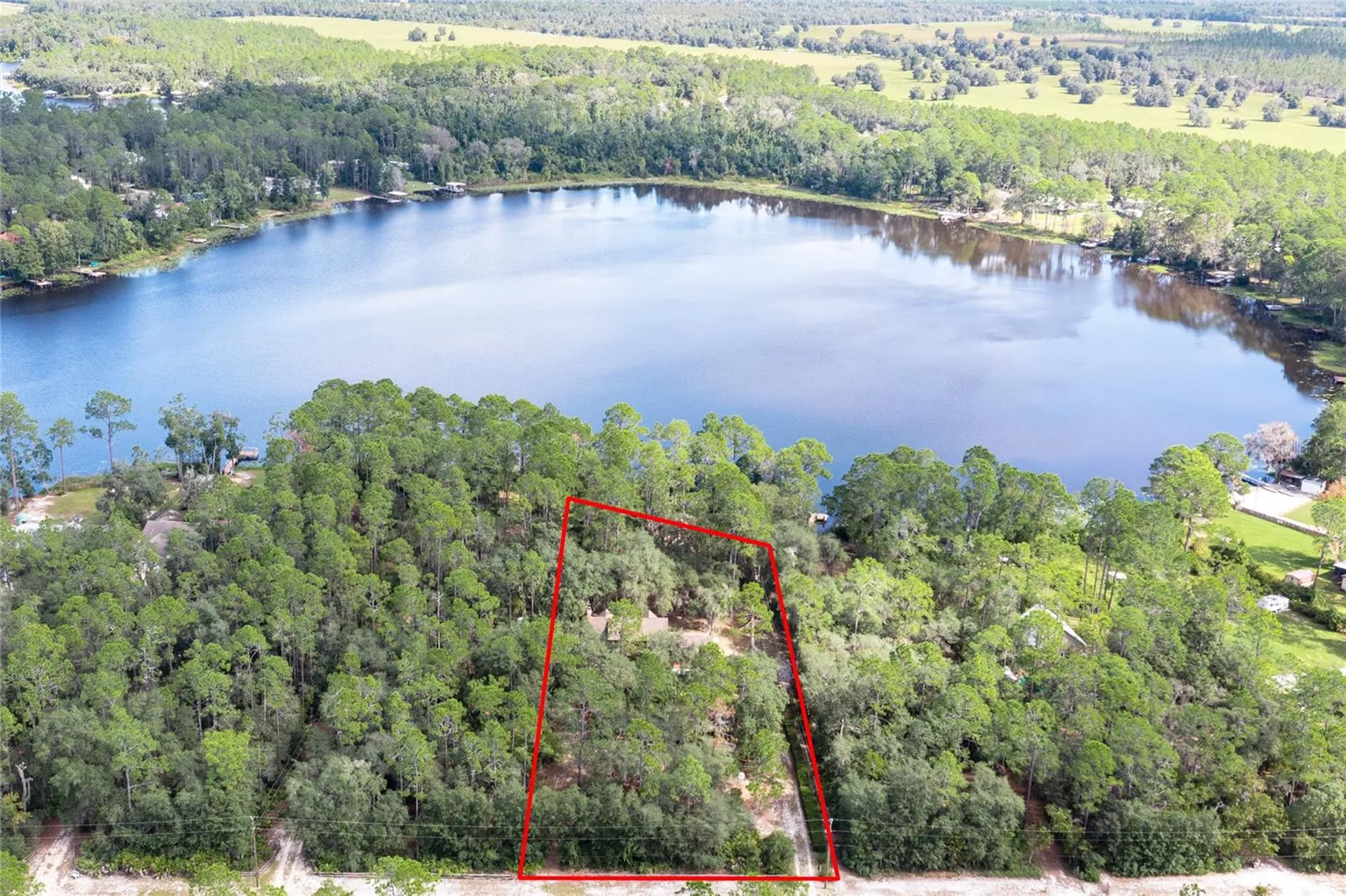 239 Riley Lake Drive Hawthorne FL 32640