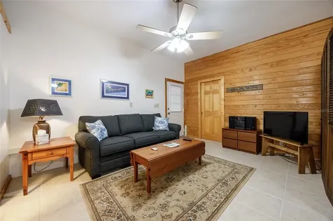 239 Riley Lake Drive Hawthorne FL 32640