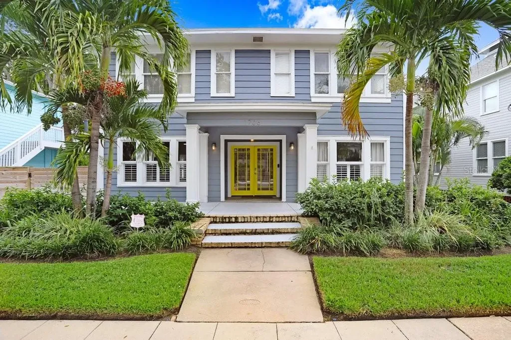 1706 W Hills Avenue Tampa FL 33606