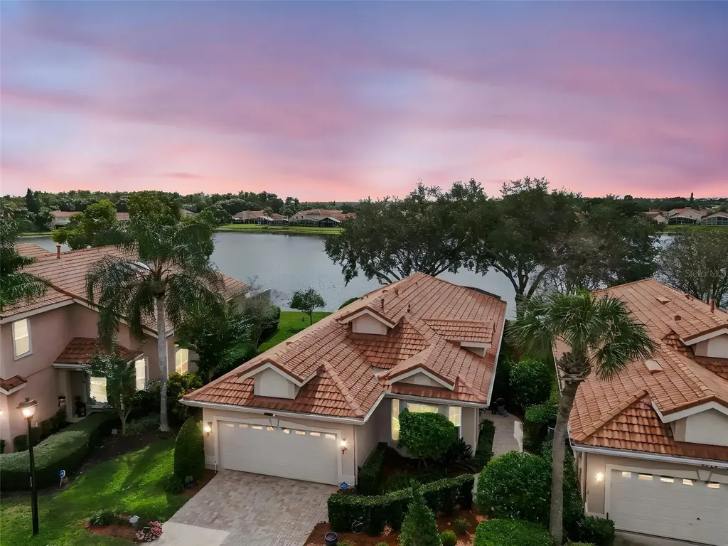 5114 Watervista Drive Orlando FL 32821