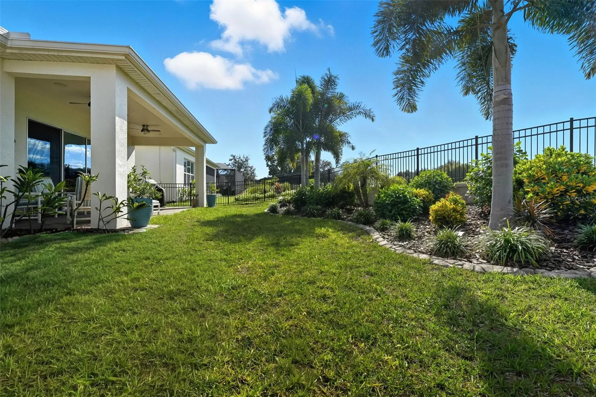 2074 Flora Pass Place Kissimmee FL 34747